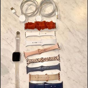 Apple Watch Series 6 (GPS + Cellular, 40mm, Gold Aluminum) Bundle